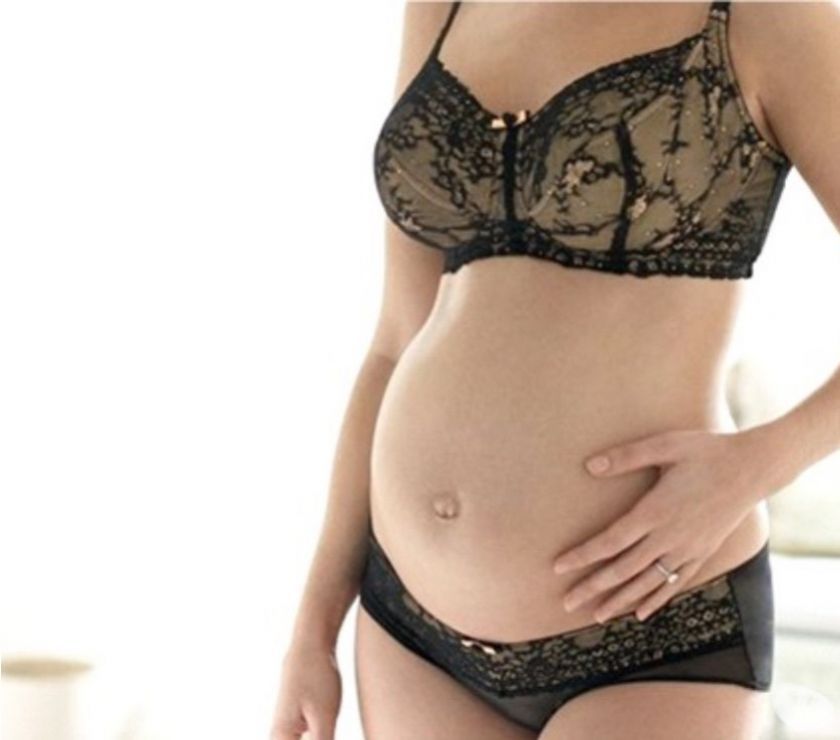 Femme latine inoubliable sur Paris