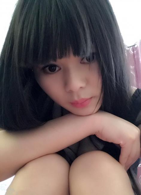 Belle douceur asiatique œuvrant dans le 13ème